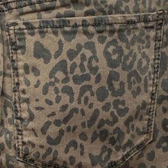 MUDD Animal Print Mini Jean Skirt Brown Junior 7 Stretchy Distressed Hem - Picture 6 of 12